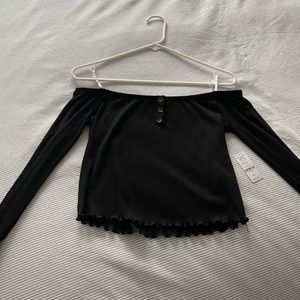 NWT TAG OFF THE SHOULDER BASIC TOP